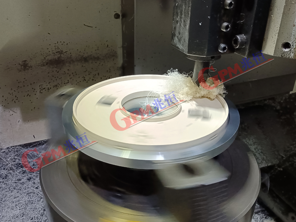 機械加工實景照片 12：立車（NC）